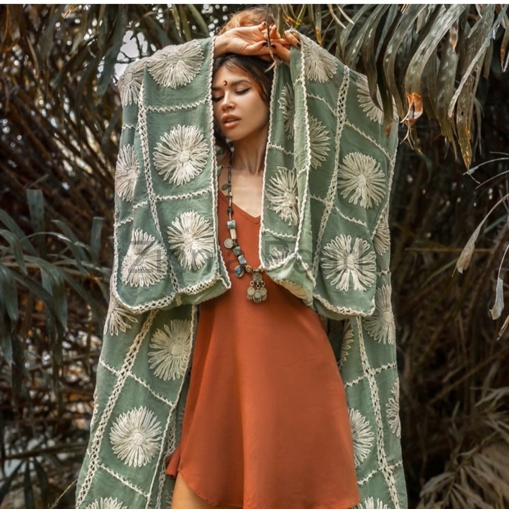 Flora crochet Embroidered maxi Kimnono Duster vacation resort one plus size - Picture 6 of 6